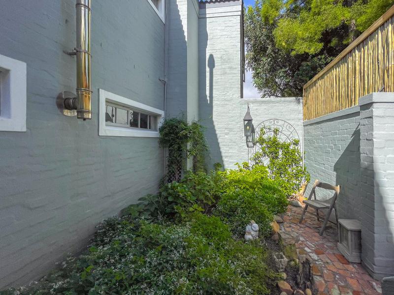 2 Bedroom Property for Sale in Hout Bay Western Cape